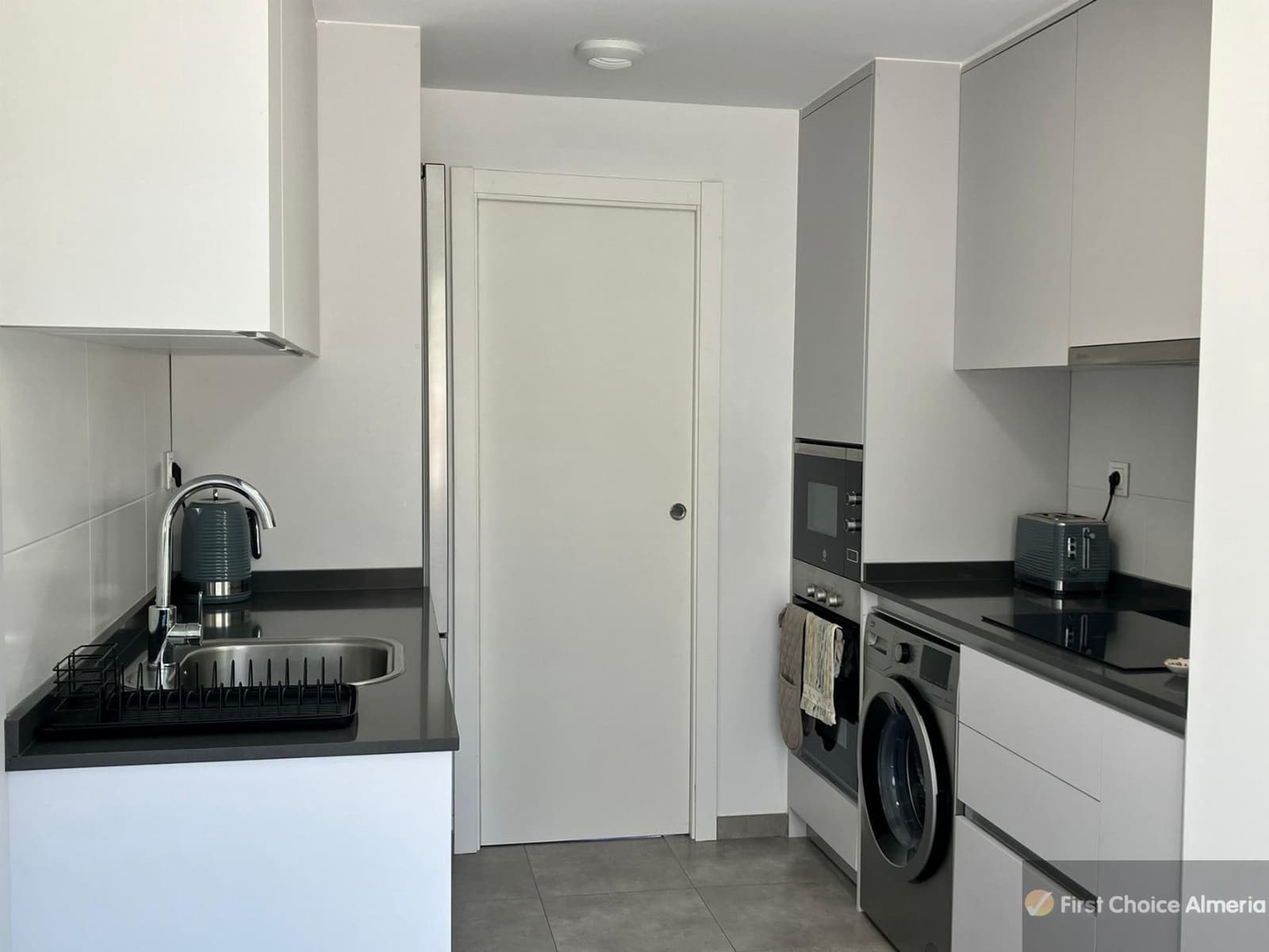 2 bedroom Apartment for holiday rental in Mojacar with pool - € 1,150 (Ref: 8706686)