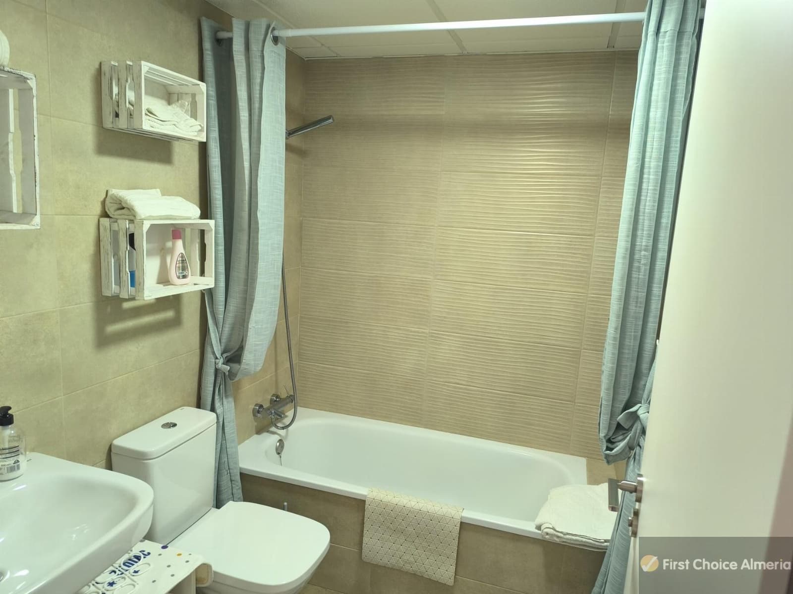 2 bedroom Apartment for sale in Mojacar with pool garage - € 275,000 (Ref: 8982265)