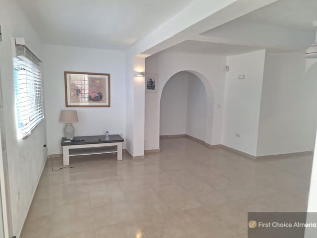 3 bedroom Villa for sale in Cuevas del Almanzora with pool garage - € 495,000 (Ref: 9165653)