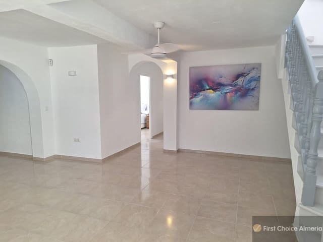 3 bedroom Villa for sale in Cuevas del Almanzora with pool garage - € 495,000 (Ref: 9165653)