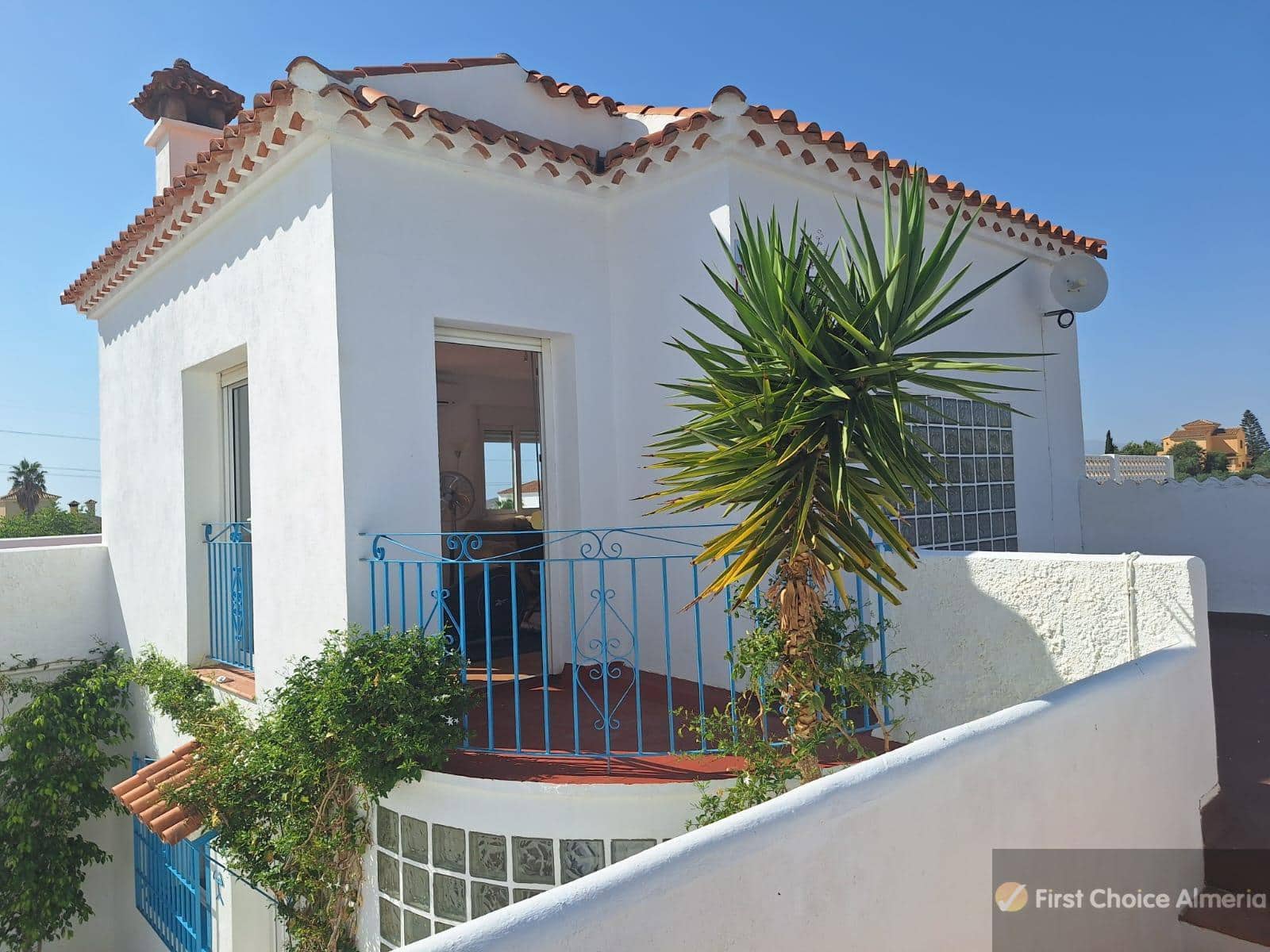 3 soverom Villa til salgs i Cuevas del Almanzora med svømmebasseng garasje - € 495 000 (Ref: 9165653)