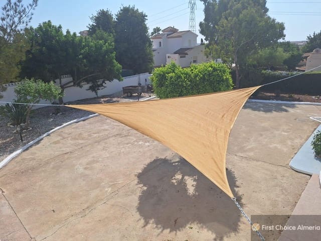 3 bedroom Villa for sale in Cuevas del Almanzora with pool garage - € 495,000 (Ref: 9165653)