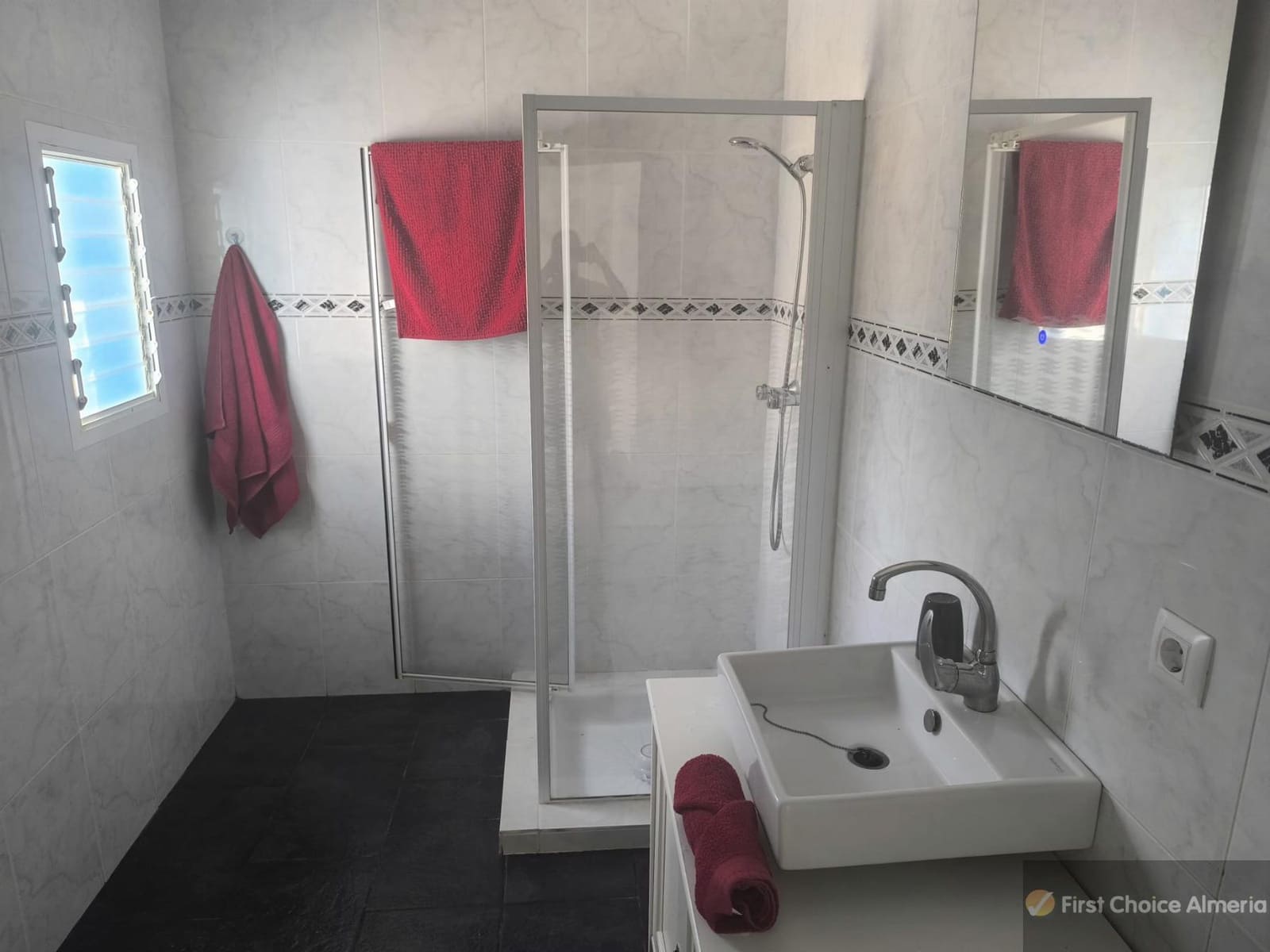 3 soverom Villa til salgs i Cuevas del Almanzora med svømmebasseng garasje - € 495 000 (Ref: 9165653)