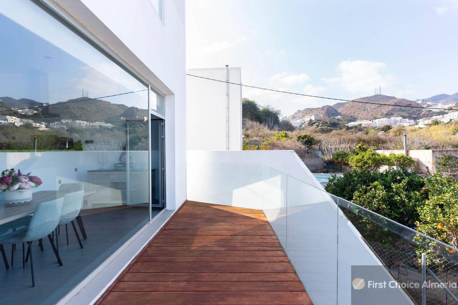 3 sypialnia Apartament na sprzedaż w Mojacar z basenem garażem - 298 000 € (Ref: 9165656)