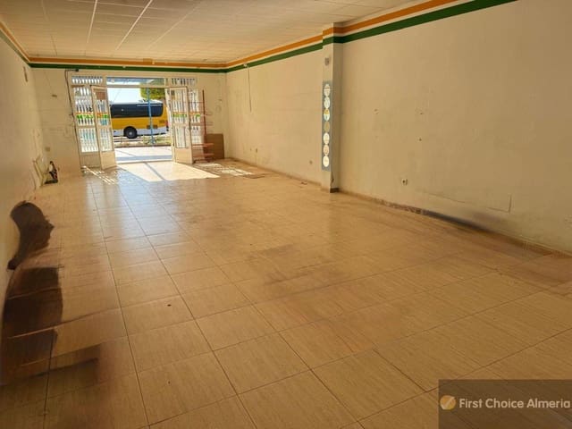 2 bedroom Commercial for sale in Mojácar - € 160,000 (Ref: 9165658)