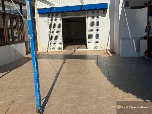 2 bedroom Commercial for sale in Mojácar - € 160,000 (Ref: 9165658)