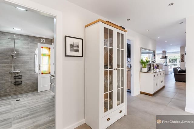 5 soveværelse Villa til salg i Garrucha med garage - € 1.150.000 (Ref: 9337770)