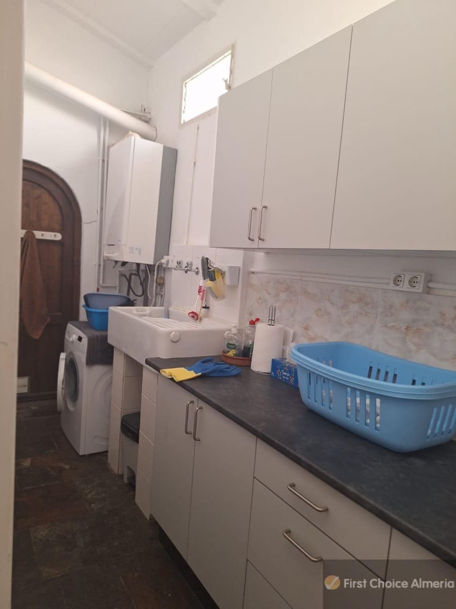 Chalet de 4 habitaciones en Mojácar en venta con garaje - 795.000 € (Ref: 9337771)