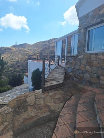 Chalet de 4 habitaciones en Mojácar en venta con garaje - 795.000 € (Ref: 9337771)