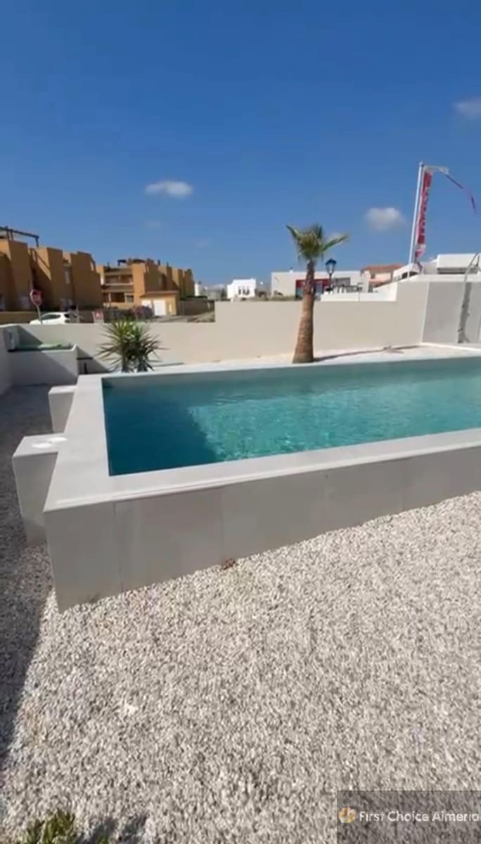 3 makuuhuone Huvila myytävänä paikassa Los Gallardos - 324 000 € (Ref: 9376438)