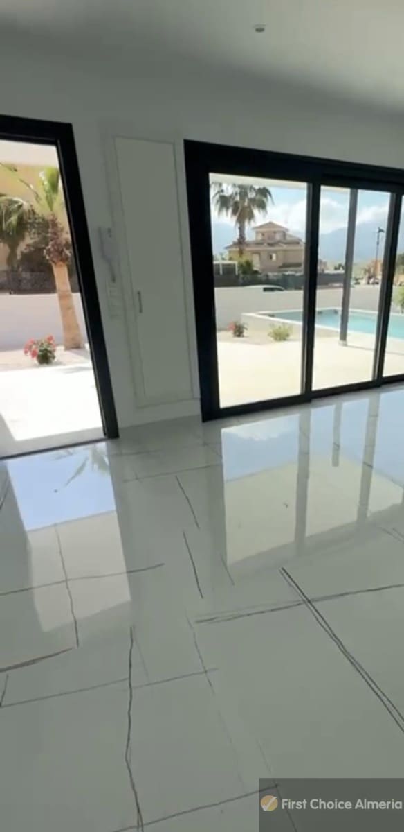 3 makuuhuone Huvila myytävänä paikassa Los Gallardos - 324 000 € (Ref: 9376438)