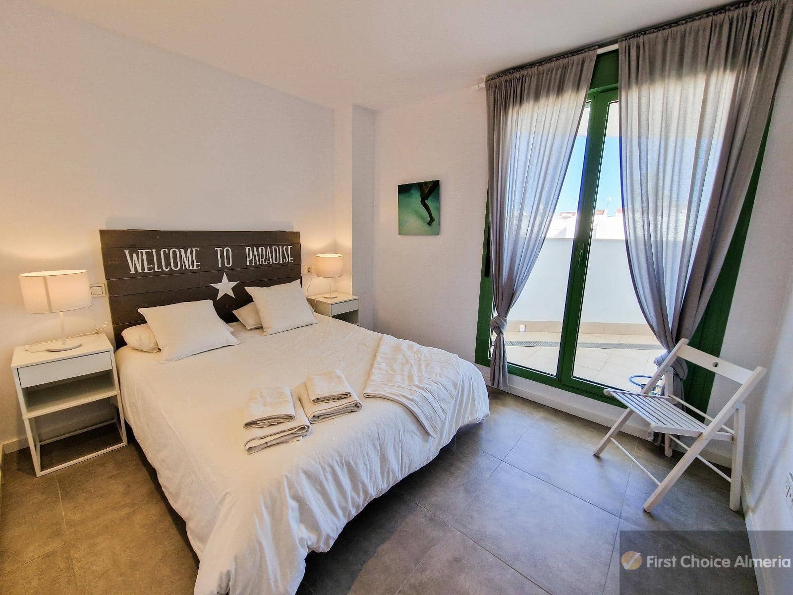 2 makuuhuone Huoneisto myytävänä paikassa Almeria kaupunki mukana uima-altaan 
autotalli - 299 000 € (Ref: 9503966)