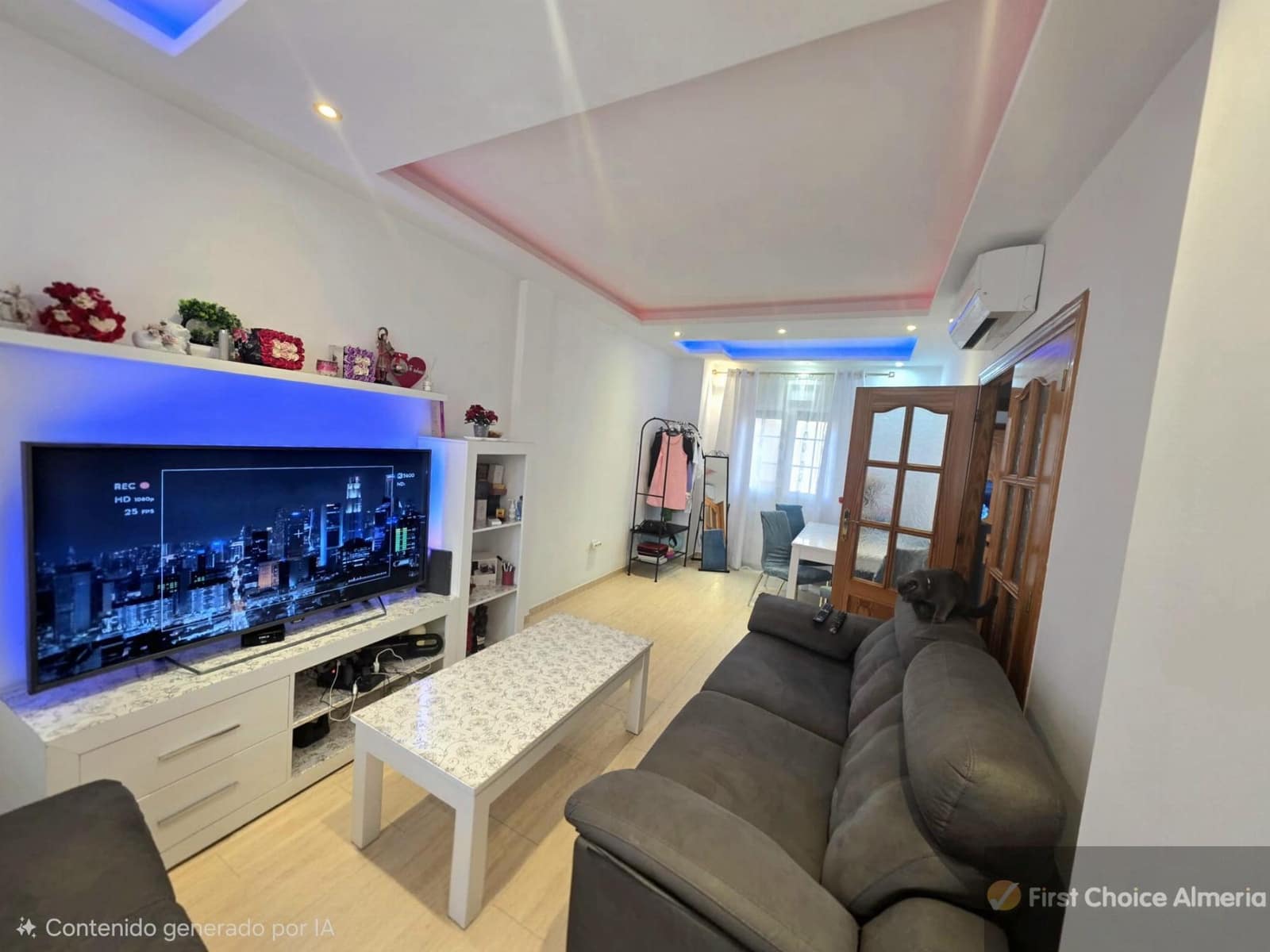 3 quarto Moradia para venda em El Real com piscina garagem - 215 000 € (Ref: 9913394)