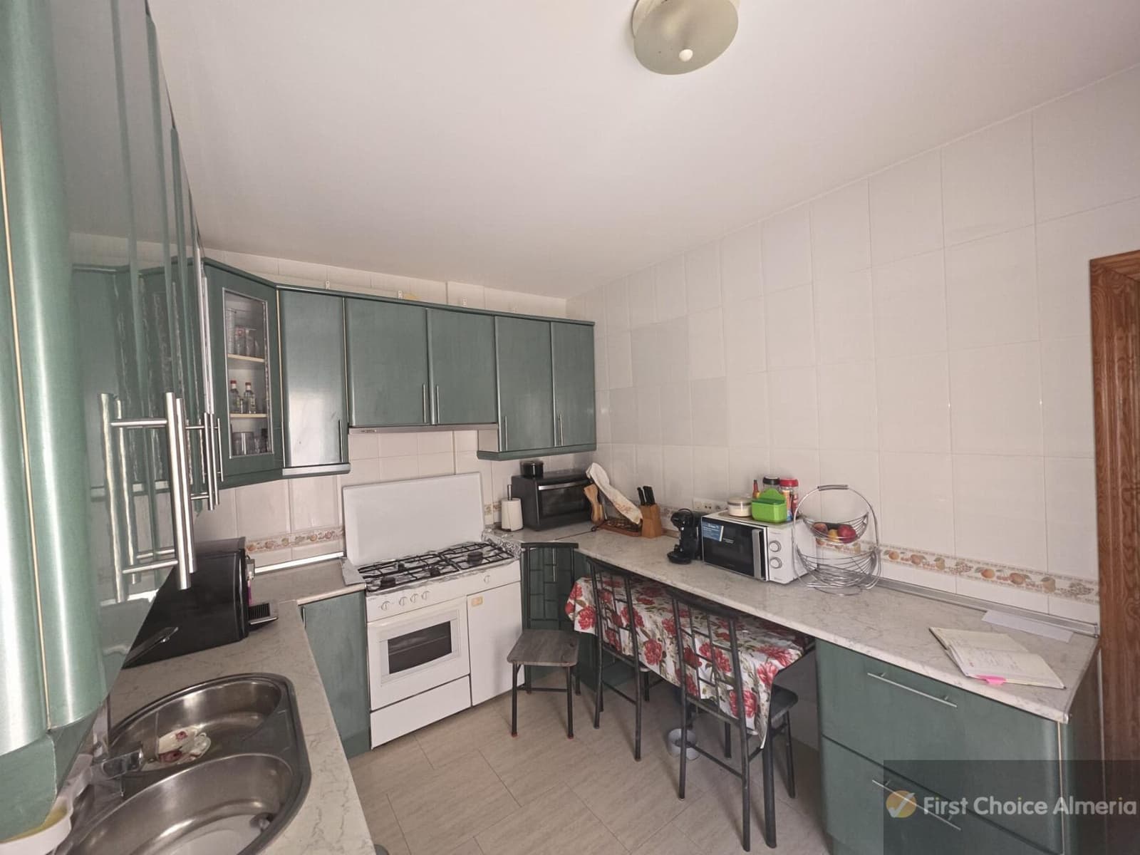 3 quarto Moradia para venda em El Real com piscina garagem - 215 000 € (Ref: 9913394)