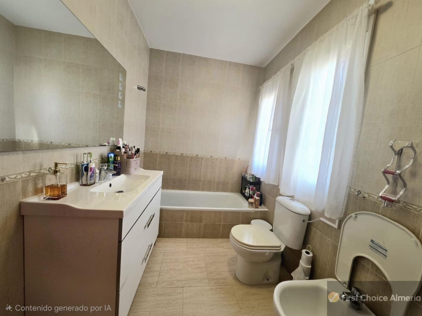 3 quarto Moradia para venda em El Real com piscina garagem - 215 000 € (Ref: 9913394)