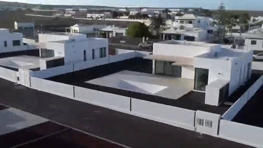 2 sovrum Villa till salu i Yaiza med pool garage - 525 000 € (Ref: 9669700)