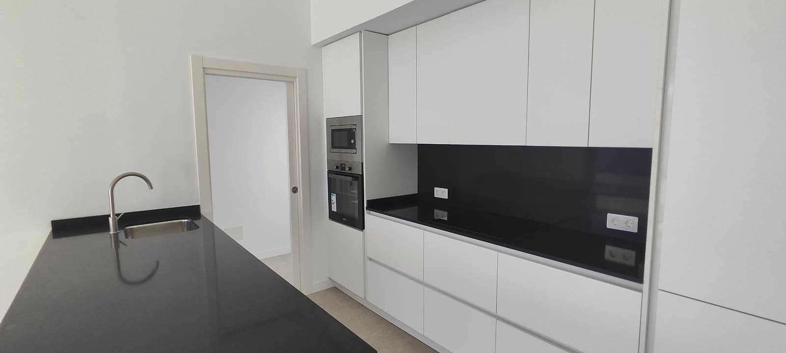 2 sovrum Villa till salu i Yaiza med pool garage - 525 000 € (Ref: 9669700)