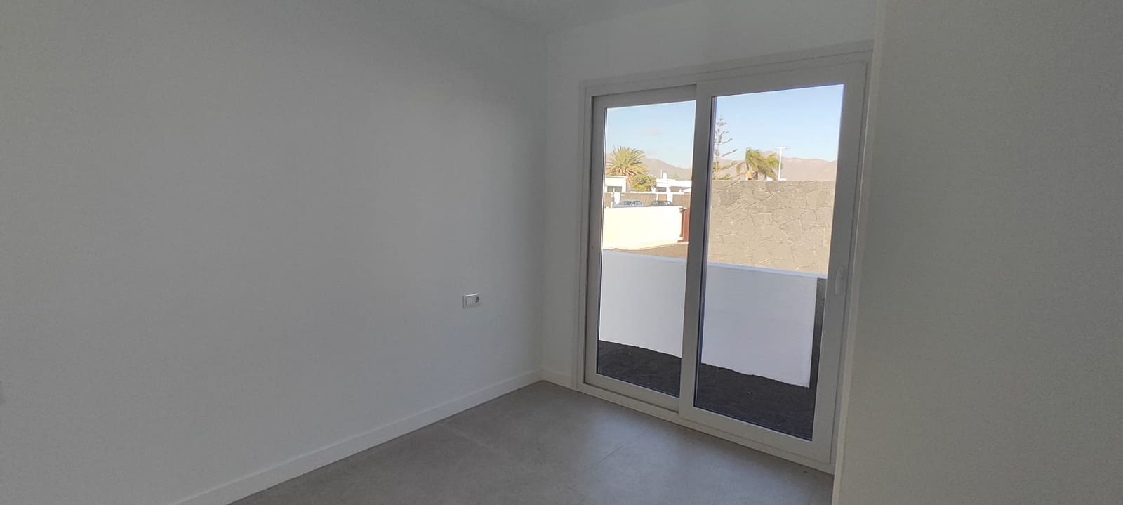 2 sovrum Villa till salu i Yaiza med pool garage - 525 000 € (Ref: 9669700)