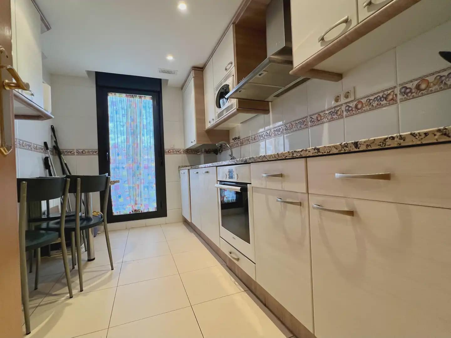 2 chambre Appartement à vendre à Jaca avec piscine garage - 307 000 € (Ref: 10046567)