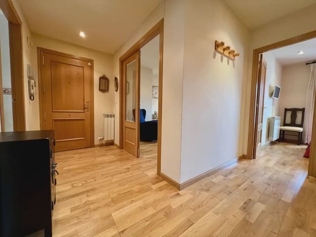 2 chambre Appartement à vendre à Jaca avec piscine garage - 307 000 € (Ref: 10046567)