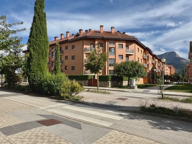 2 chambre Appartement à vendre à Jaca avec piscine garage - 307 000 € (Ref: 10046567)