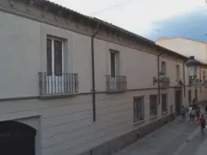 Huis te koop in Jaca - € 1.250.000 (Ref: 9963452)