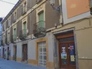 Huis te koop in Jaca - € 1.250.000 (Ref: 9963452)