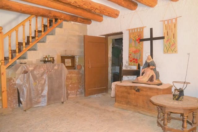4 bedroom Finca/Country House for sale in Murillo de Gállego with garage - € 590,900 (Ref: 9963453)