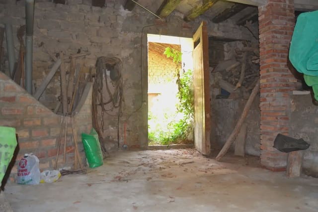 4 bedroom Finca/Country House for sale in Murillo de Gállego with garage - € 590,900 (Ref: 9963453)