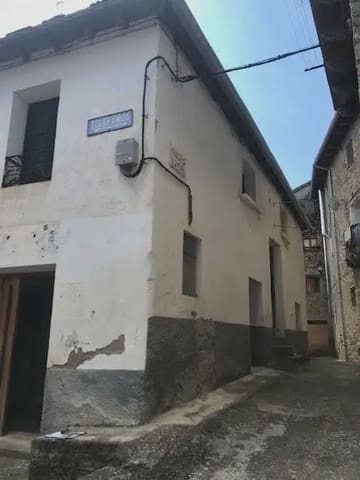 4 Zimmer Haus zu verkaufen in Valle de Hecho - 130.000 € (Ref: 9963457)