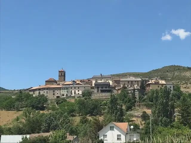 4 sypialnia Dom na sprzedaż w Valle de Hecho - 130 000 € (Ref: 9963457)