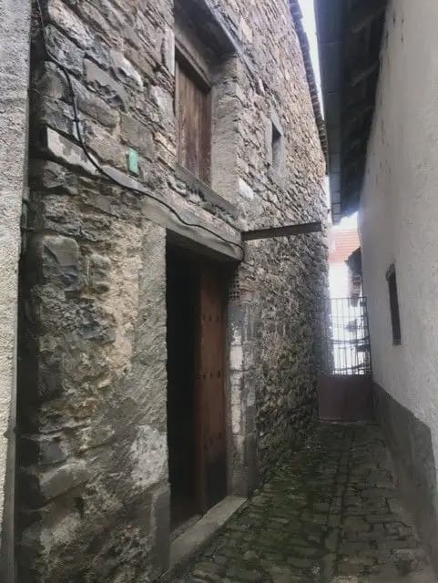 Haus zu verkaufen in Anso - 49.000 € (Ref: 9963460)
