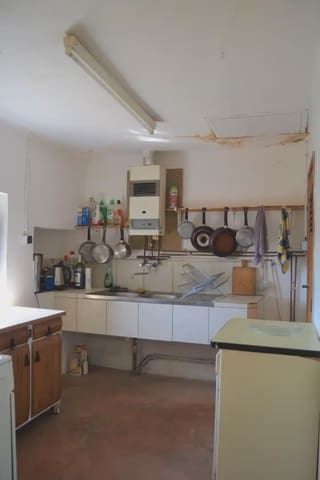 4 bedroom Finca/Country House for sale in Sabiñánigo with garage - € 190,000 (Ref: 9963463)