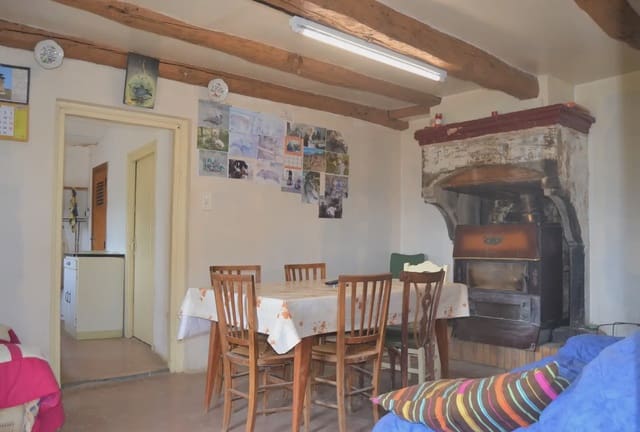 4 bedroom Finca/Country House for sale in Sabiñánigo with garage - € 190,000 (Ref: 9963463)