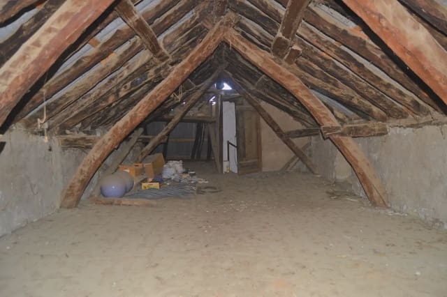 4 bedroom Finca/Country House for sale in Sabiñánigo with garage - € 190,000 (Ref: 9963463)