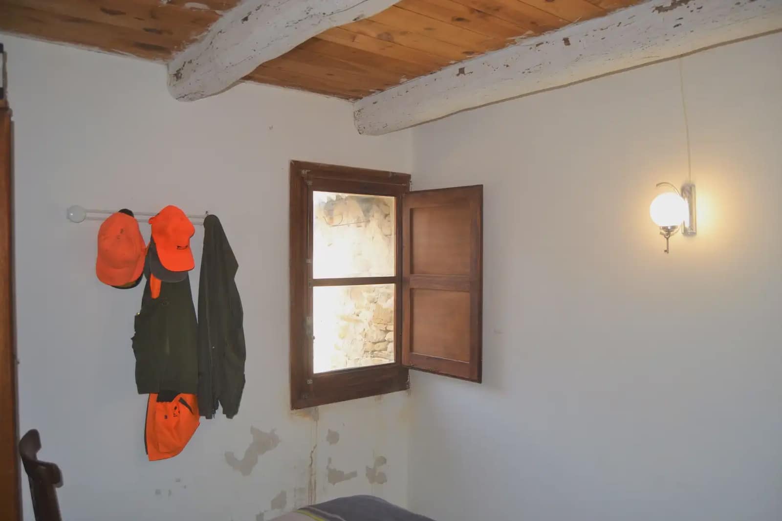 4 bedroom Finca/Country House for sale in Sabinanigo with garage - € 190,000 (Ref: 9963463)