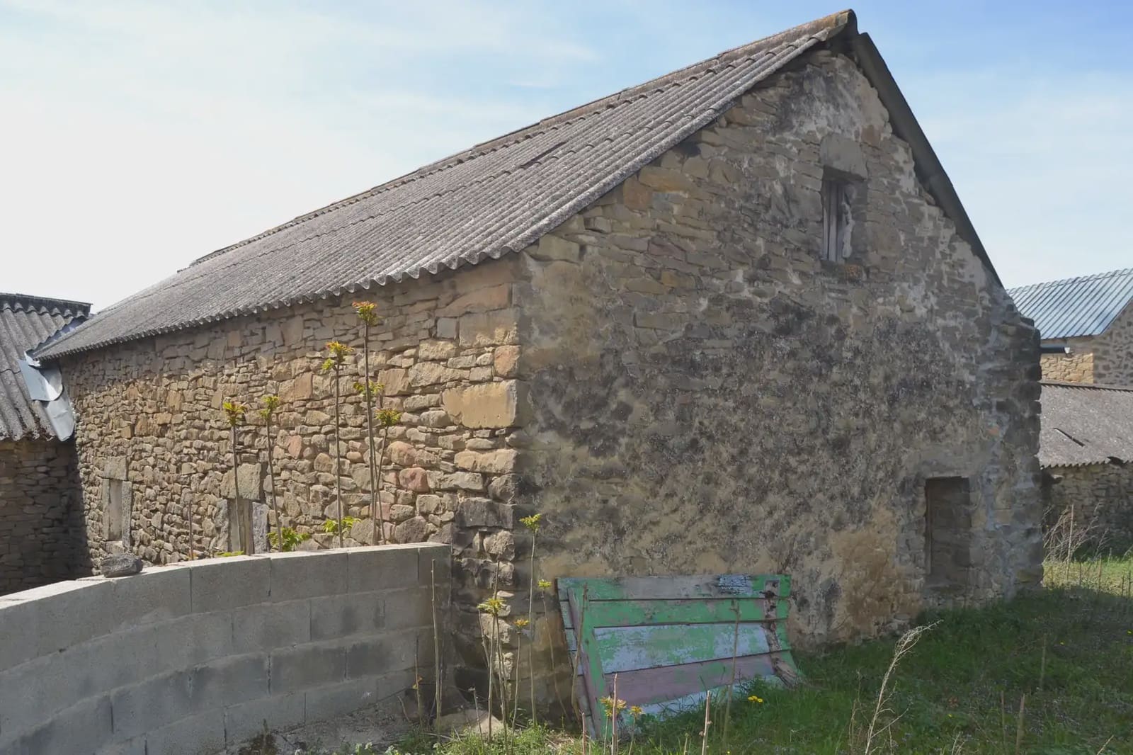 4 bedroom Finca/Country House for sale in Sabinanigo with garage - € 190,000 (Ref: 9963463)