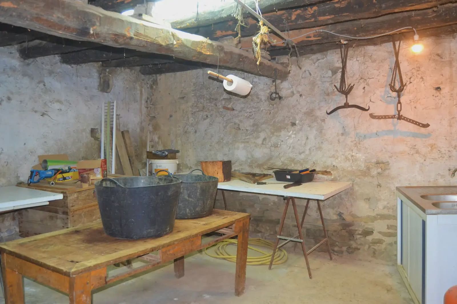 4 bedroom Finca/Country House for sale in Sabinanigo with garage - € 190,000 (Ref: 9963463)