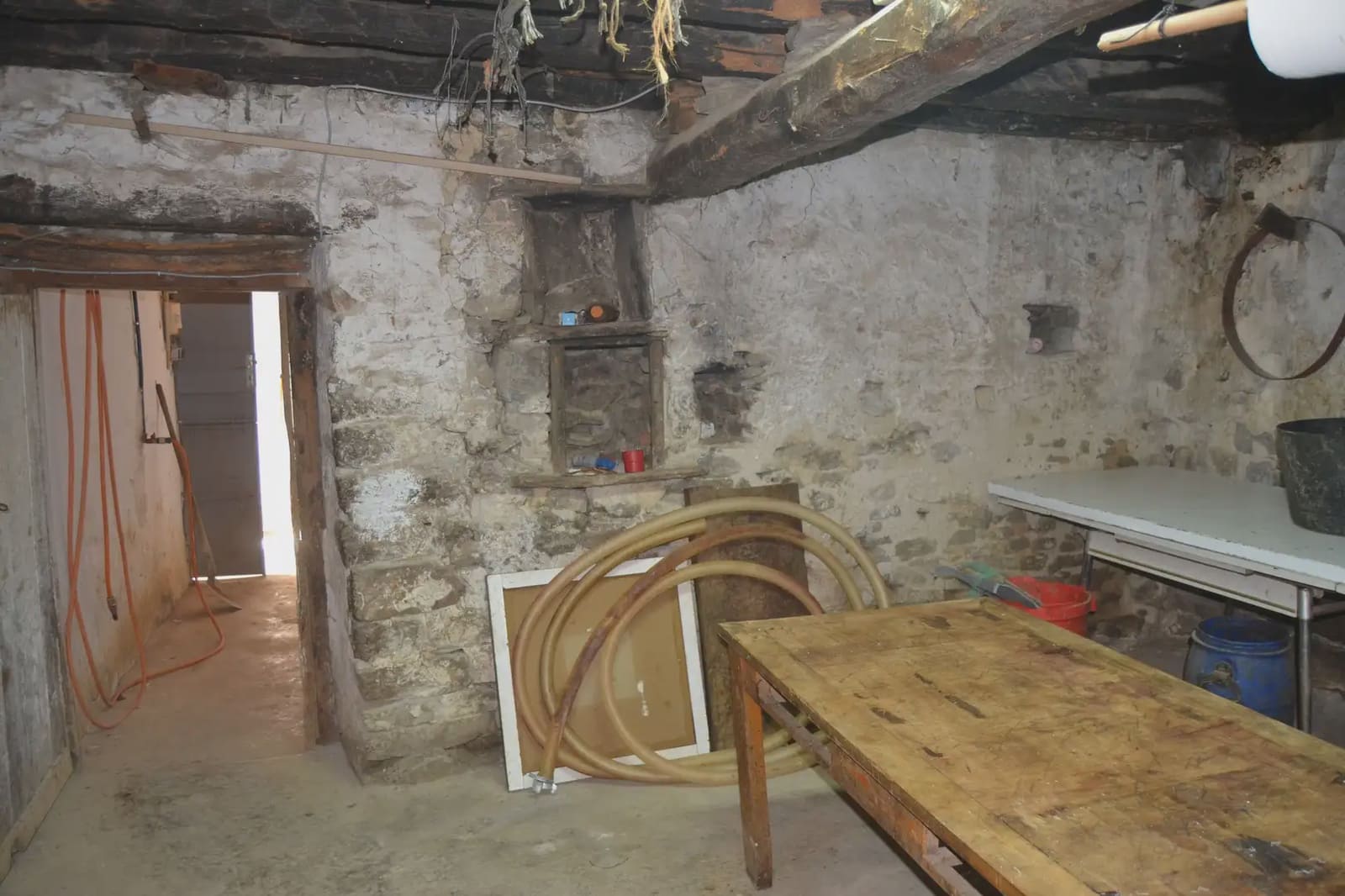 4 bedroom Finca/Country House for sale in Sabinanigo with garage - € 190,000 (Ref: 9963463)