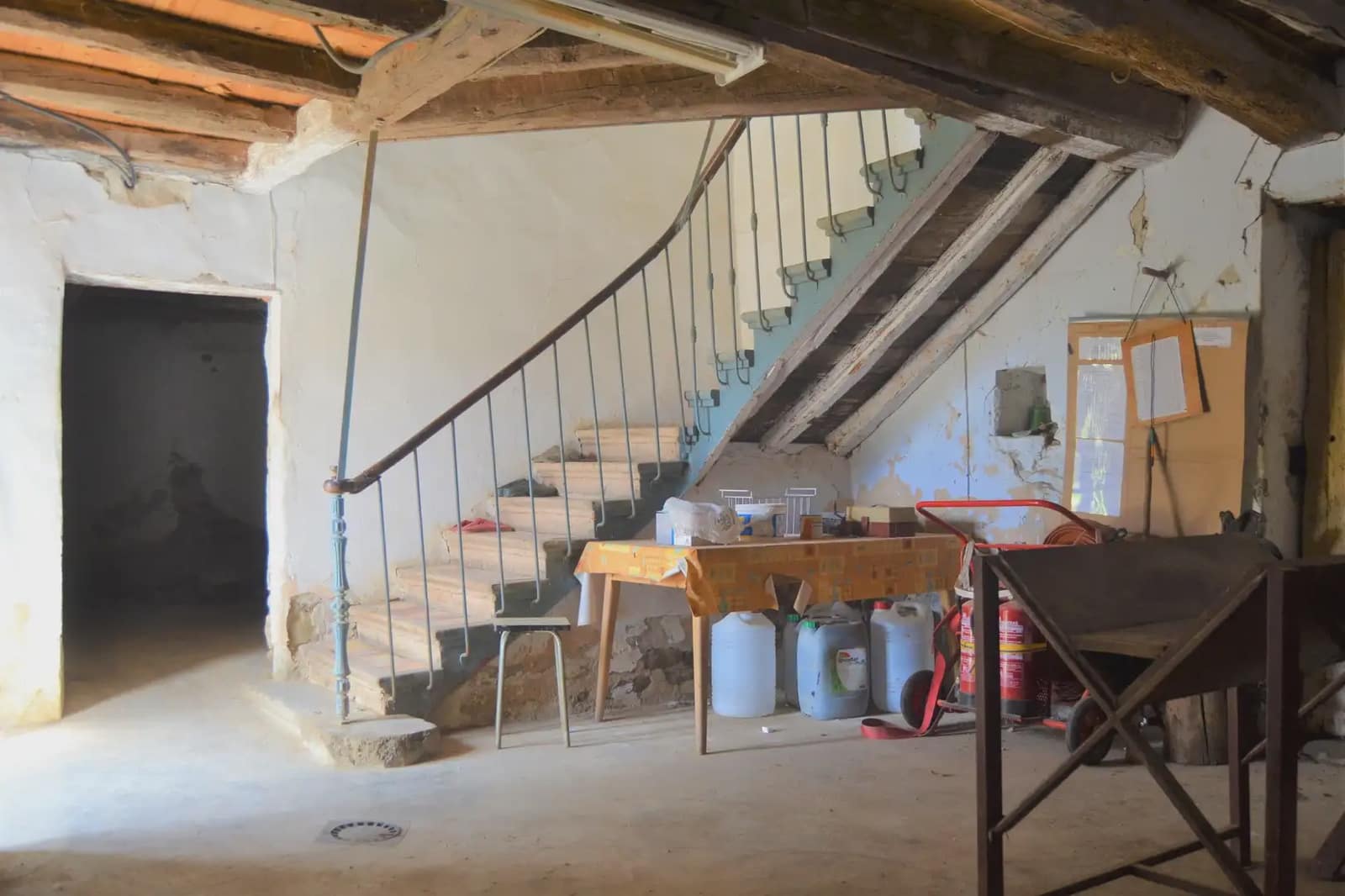4 bedroom Finca/Country House for sale in Sabinanigo with garage - € 190,000 (Ref: 9963463)