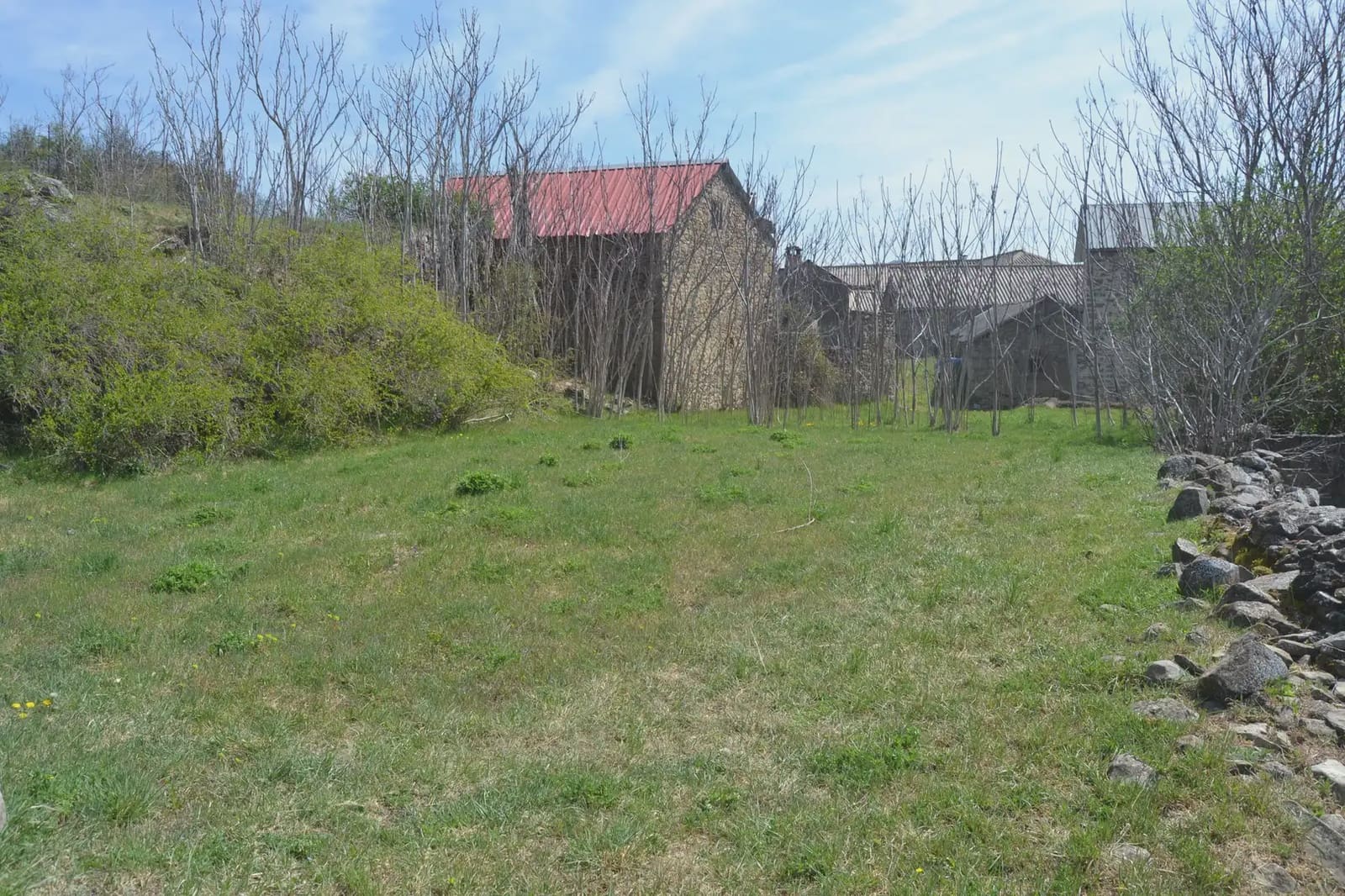 4 bedroom Finca/Country House for sale in Sabinanigo with garage - € 190,000 (Ref: 9963463)