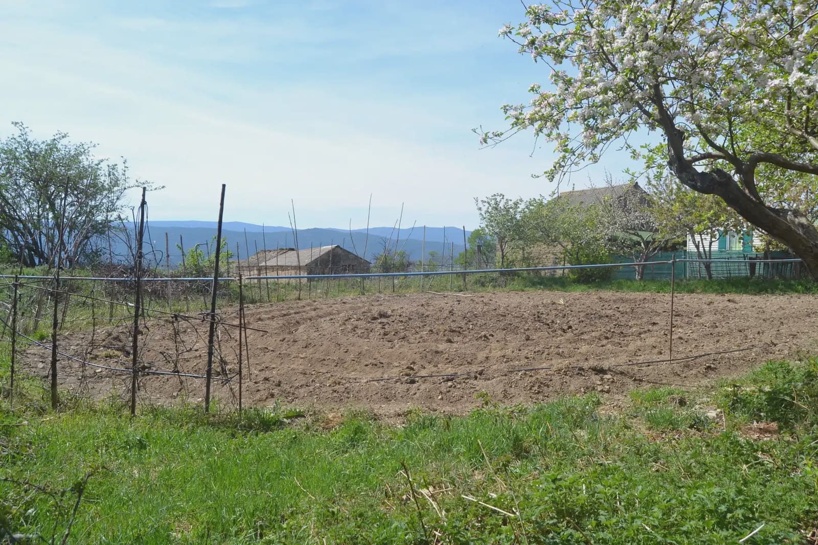 4 bedroom Finca/Country House for sale in Sabinanigo with garage - € 190,000 (Ref: 9963463)