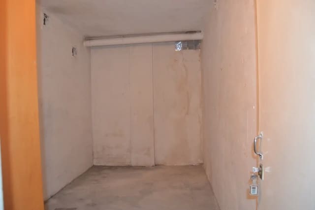 Business for sale in Jaca - € 19,000 (Ref: 9963464)