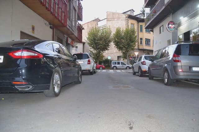 Business for sale in Jaca - € 19,000 (Ref: 9963464)