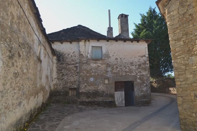 3 Zimmer Haus zu verkaufen in Las Peñas de Riglos - 60.000 € (Ref: 9963465)
