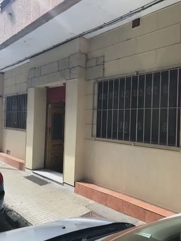 Commercial for sale in Jaca - € 120,000 (Ref: 9963467)