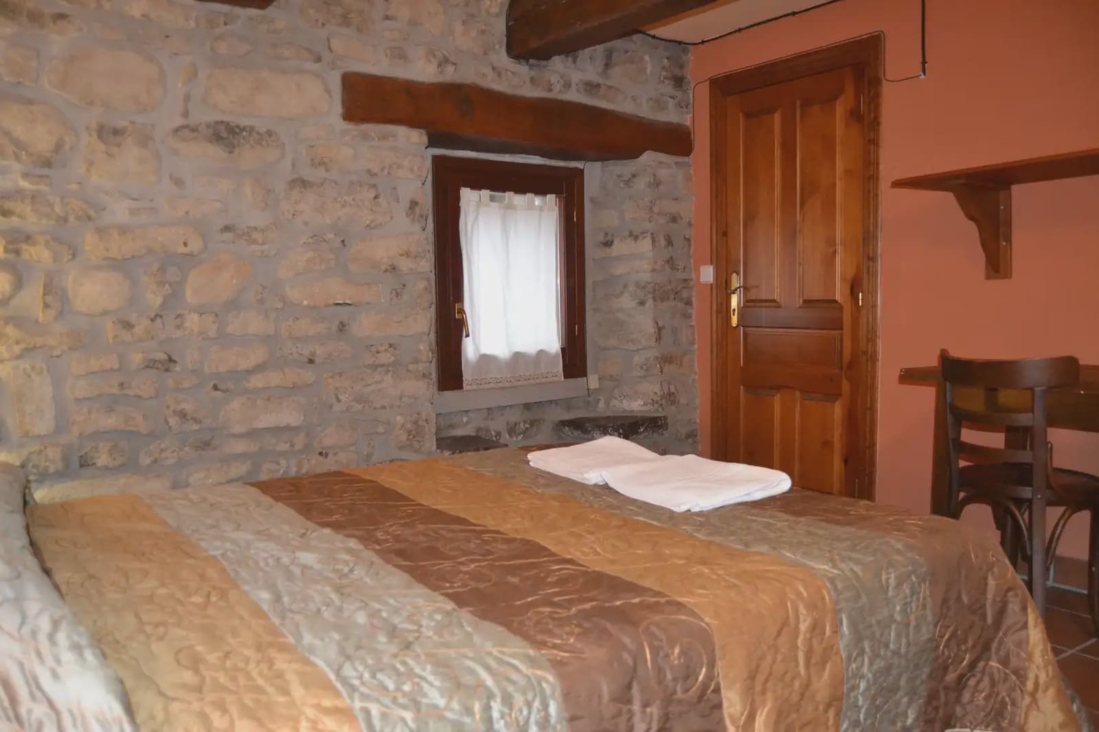 6 bedroom Finca/Country House for sale in Borau - € 349,000 (Ref: 9963468)