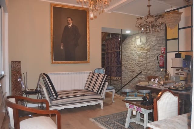3 sypialnia Dom na sprzedaż w Jaca - 299 000 € (Ref: 9963469)
