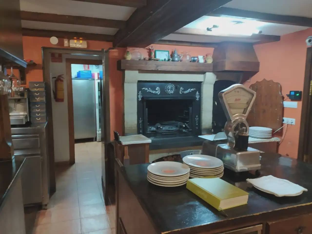 Comercial para venda em Jaca - 875 000 € (Ref: 9963470)