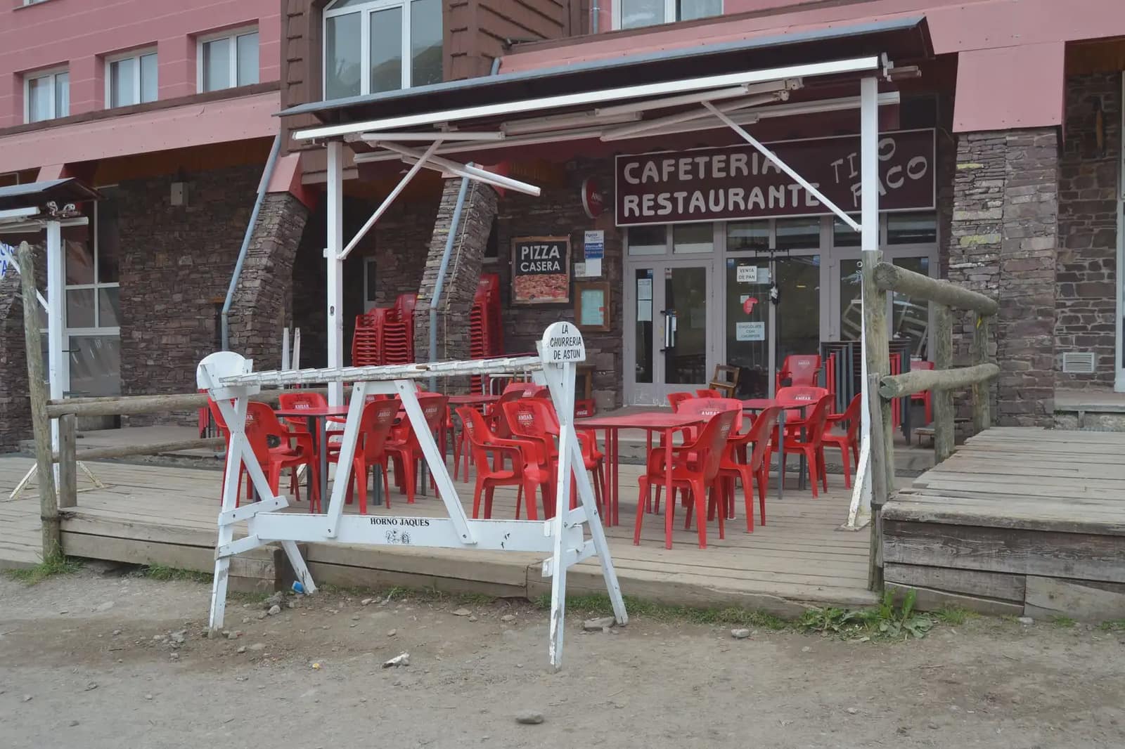 Comercial para venda em Aisa - 295 000 € (Ref: 9963474)
